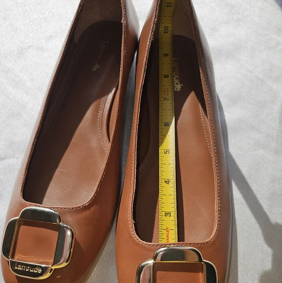 Larroude Maria Flats Shoes in Brown CaramelSz 8.5